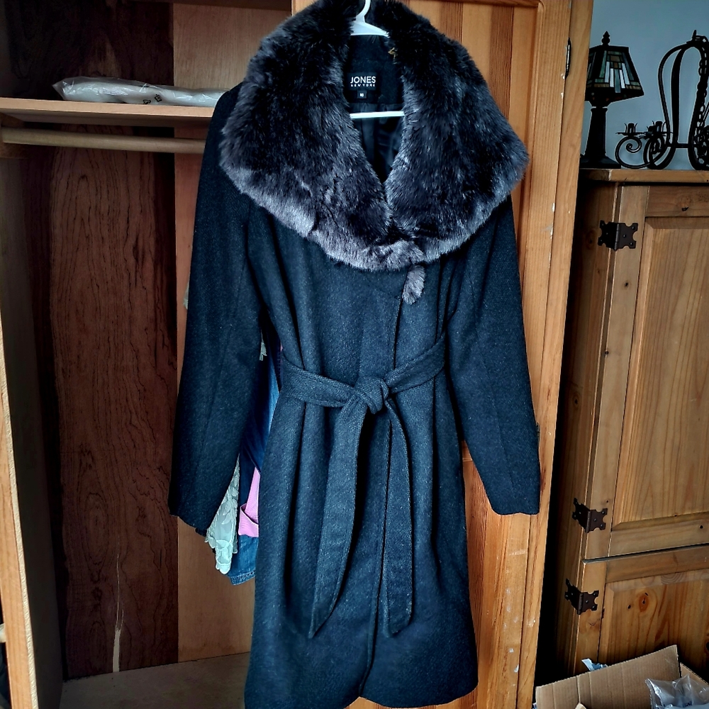 Faux Fur Collar Coat